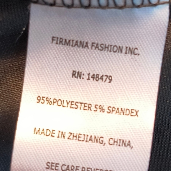 Lily Firmiana Sz 4X  Black Velvet Gothic Vneck tunic top Stretchy - Picture 7 of 7